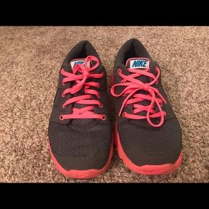 Nike Flex Experience Running Shoes